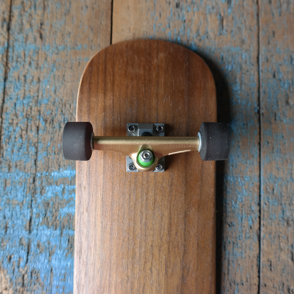 Handboard Top View Walnut – genesis handboards