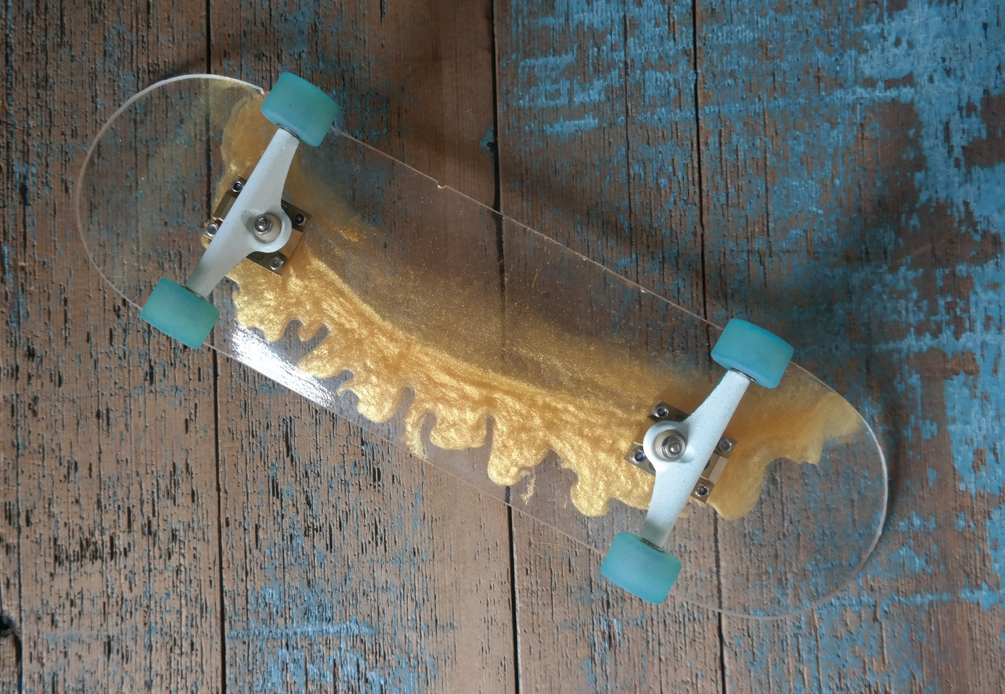 Clear and Gold Resin Complete